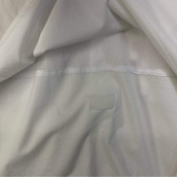 World Wide - Picture 9 of 11